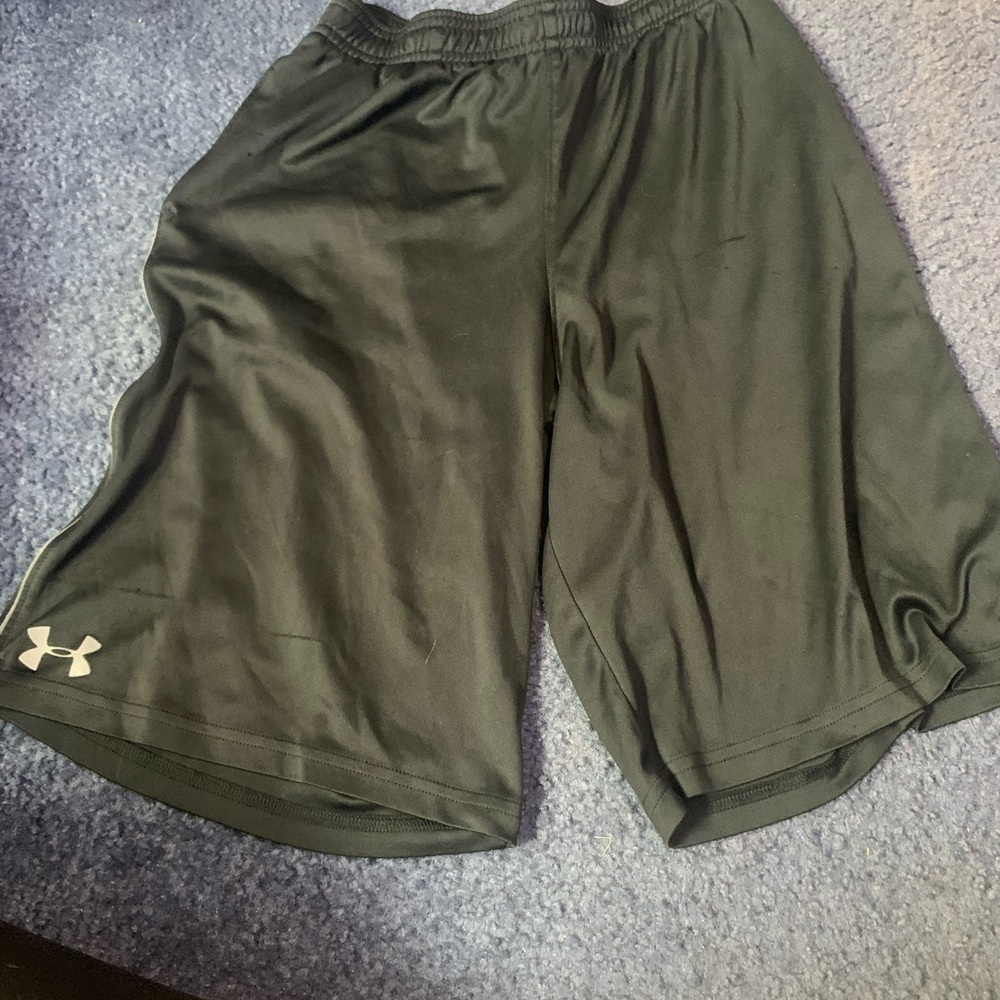 2 Youth Large (YL) Big Boys Under Armour Shorts
